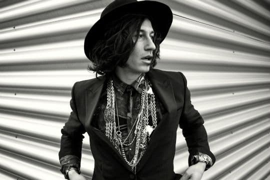 Kristian Anttila / Support: Leo Skywell